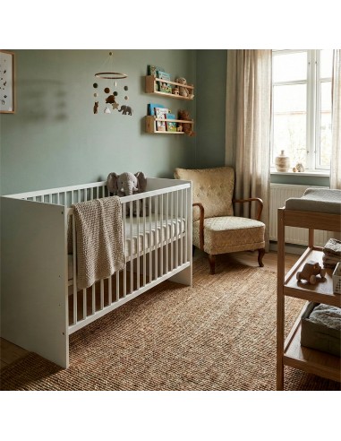 PAULA Lit bébé évolutif robuste à barreaux design moderne