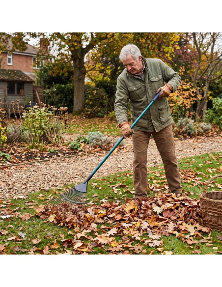Outils de jardinage râteau ou râteau à feuilles en lot ou à l'unité
